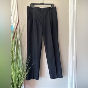 B5/2 Jeffrey Beene men’s black pleaded dress pants Size 34/32